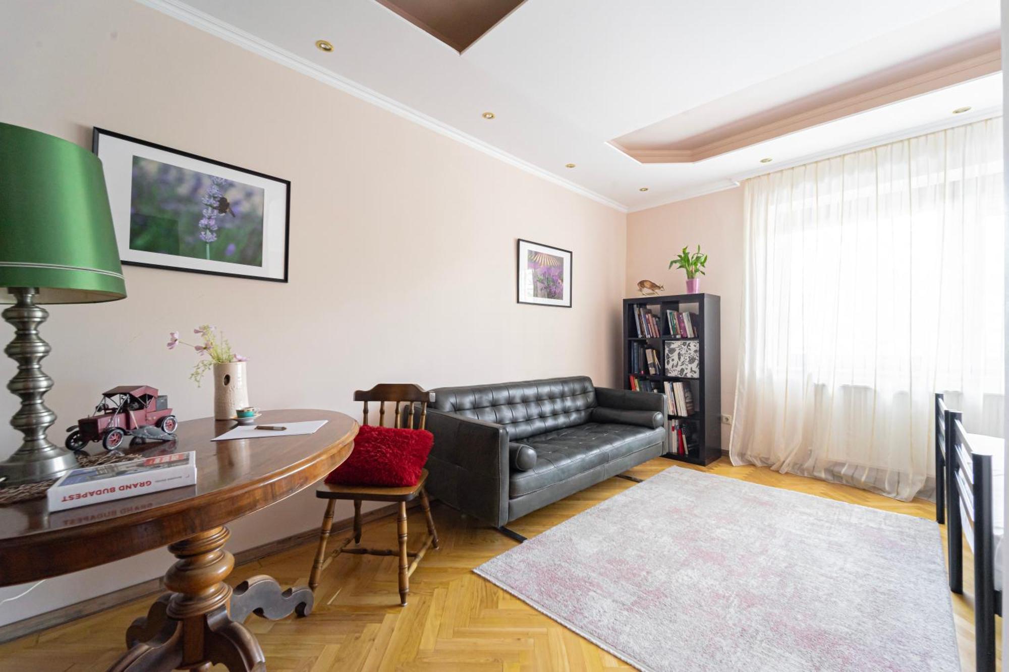 B48 Bigflat - Kenyelem 130 M2 En Villa Törökbálint Eksteriør bilde